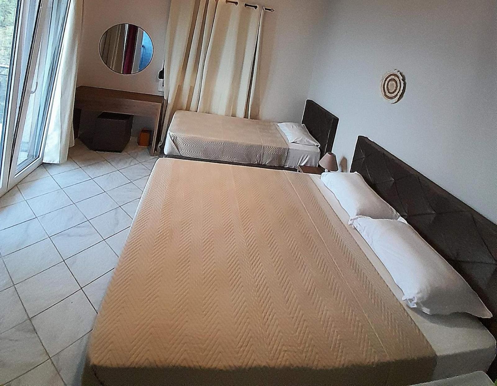 Aggeliki Apartments Nikiana Oda fotoğraf